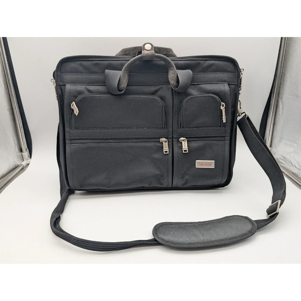 Tumi Black Ballistic Nylon Expandable Laptop Briefcase Messenger Bag 26141D4